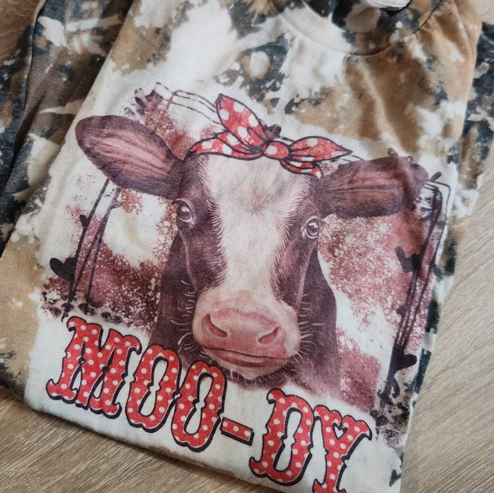 Moody tshirt